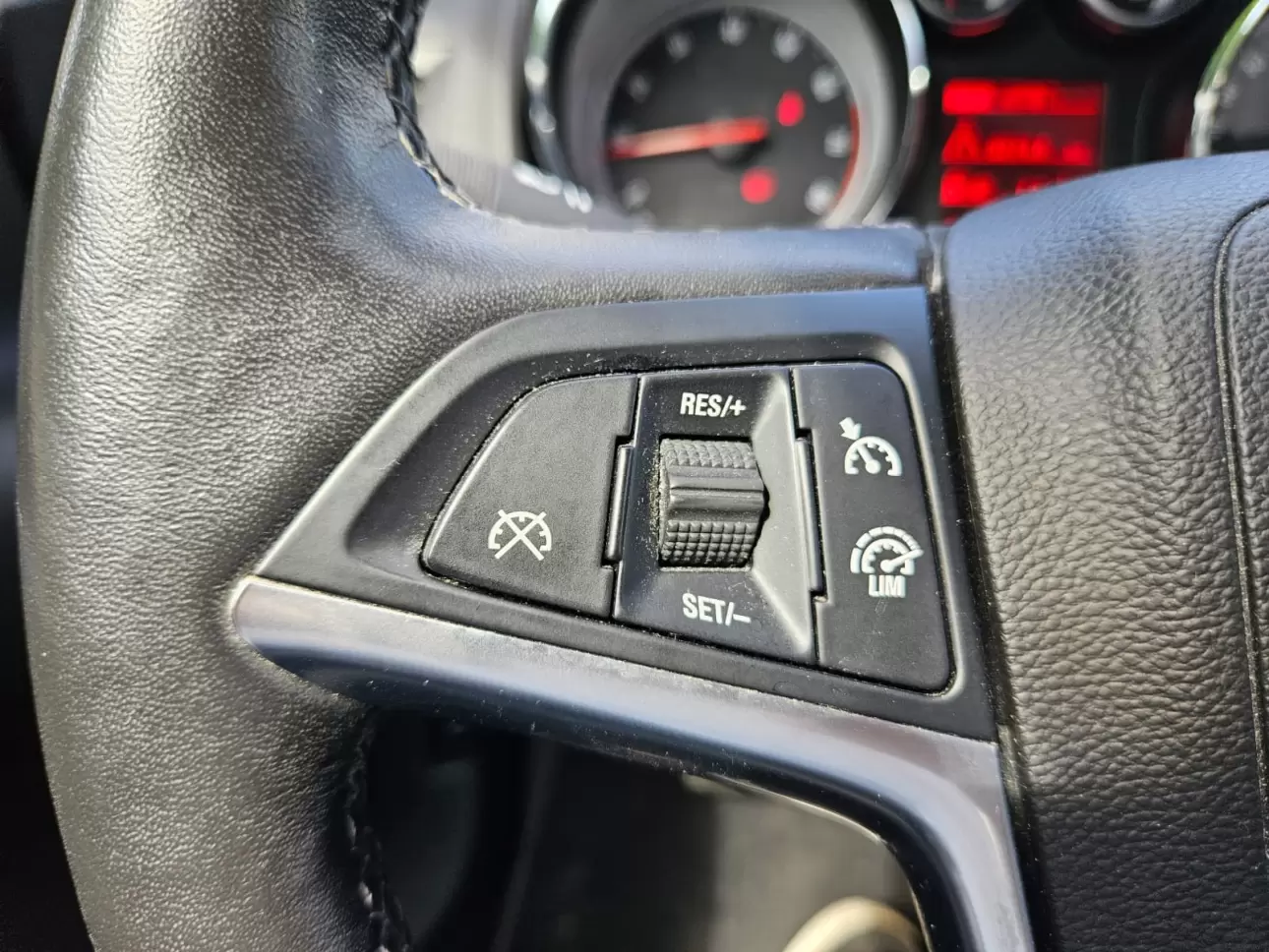 Opel Astra J Sedan Sedan 2019