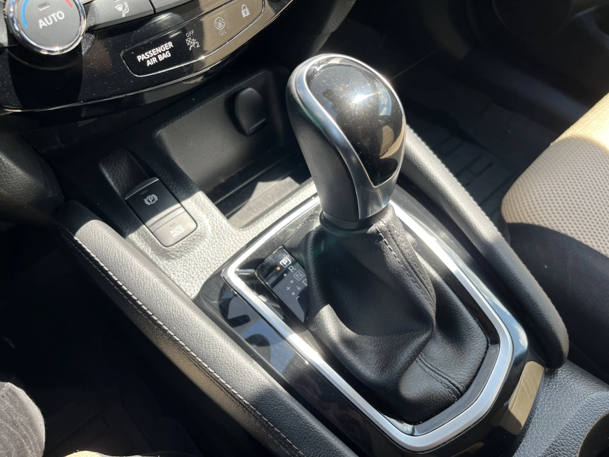 NISSAN QASHQAI SUV 2020