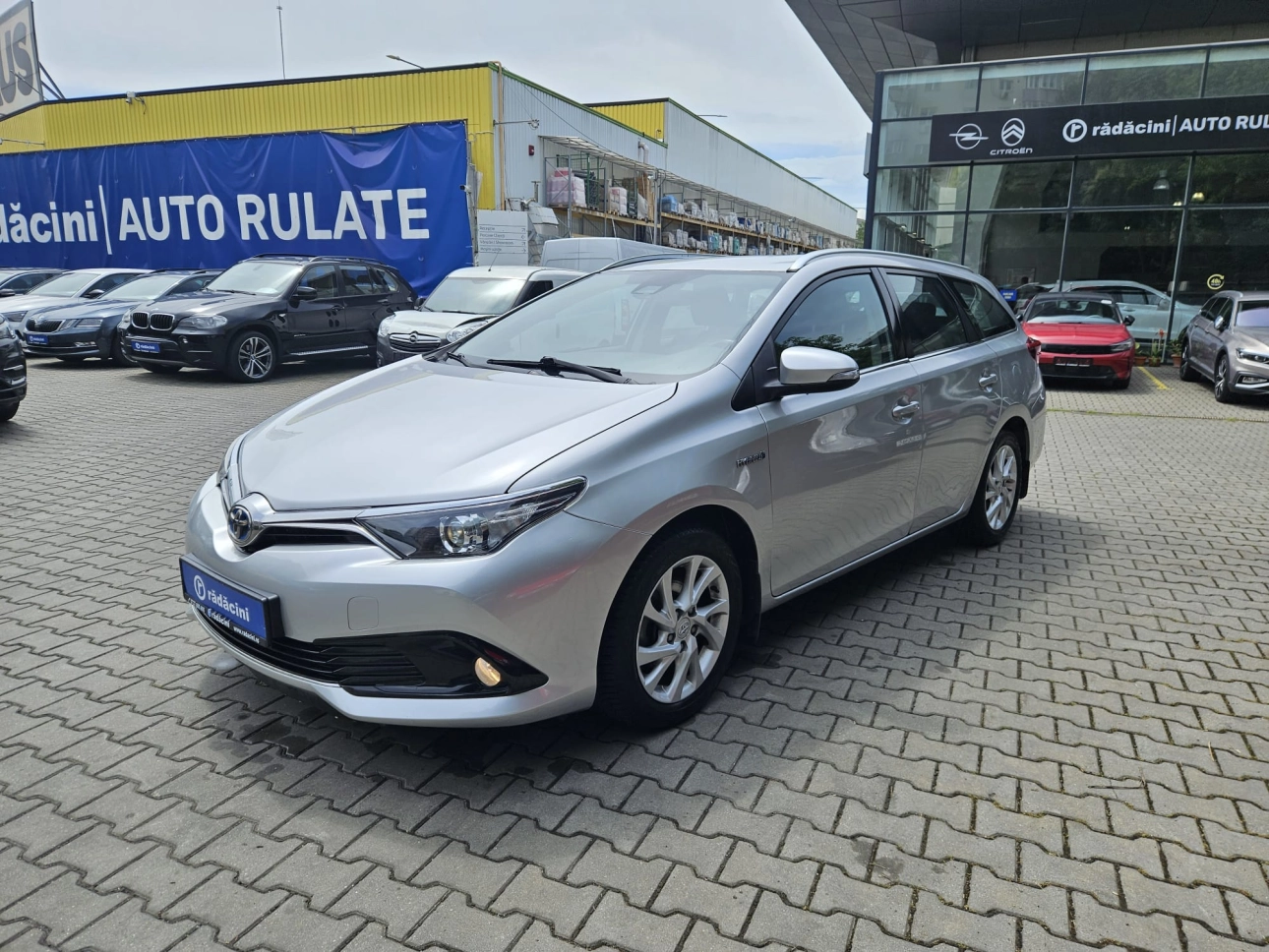 TOYOTA AURIS 1.8 HYBRID LUNA HSD CVT AUTO 136CP 2018