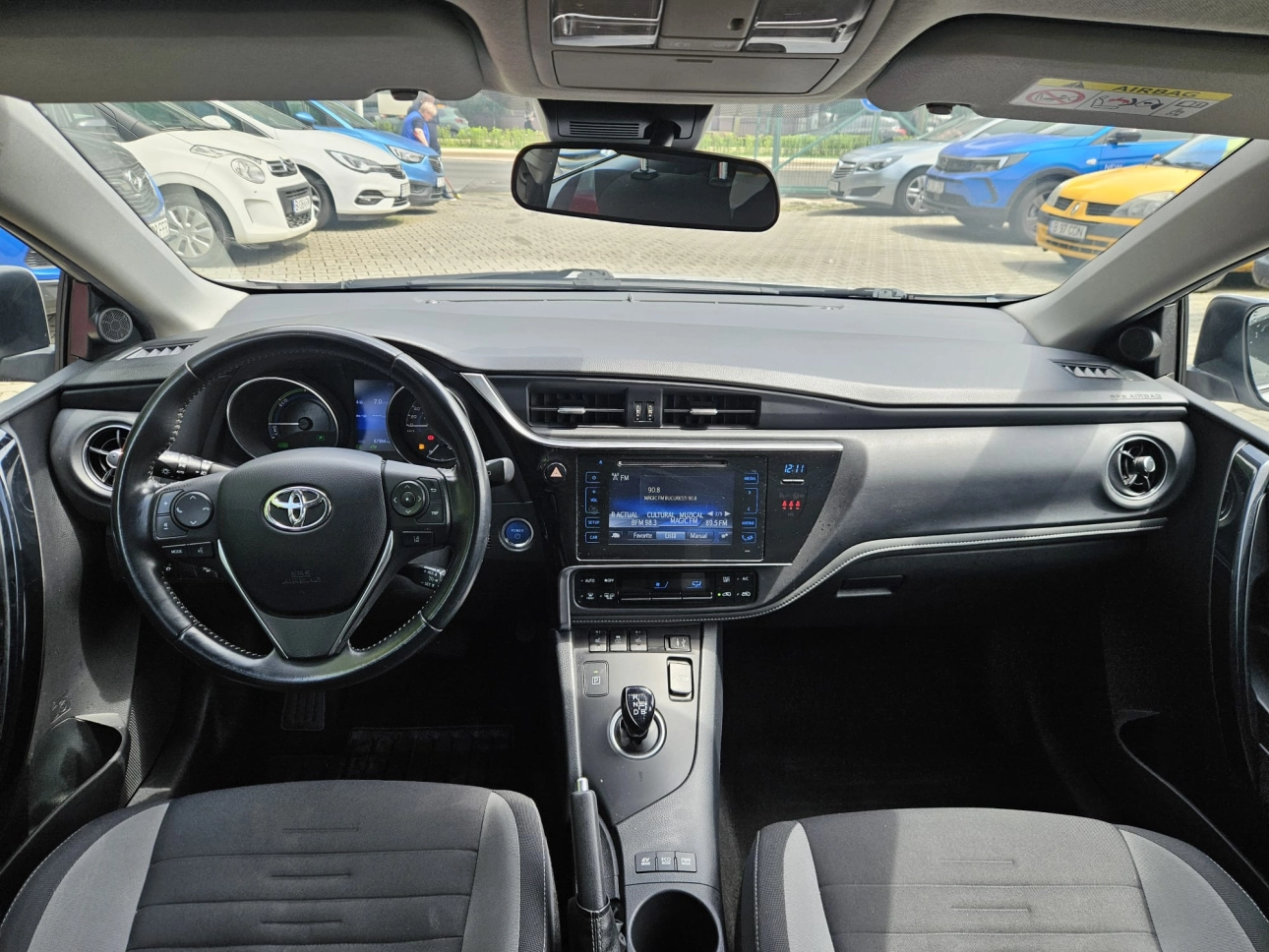 TOYOTA AURIS 1.8 HYBRID LUNA HSD CVT AUTO 136CP 2018