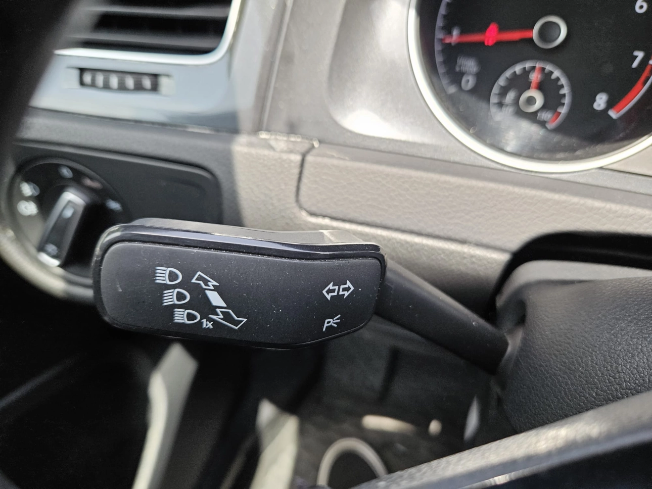 VW GOLF VII VARIANT 1.0 TSI 115CP DSG COMFORTLINE 2019