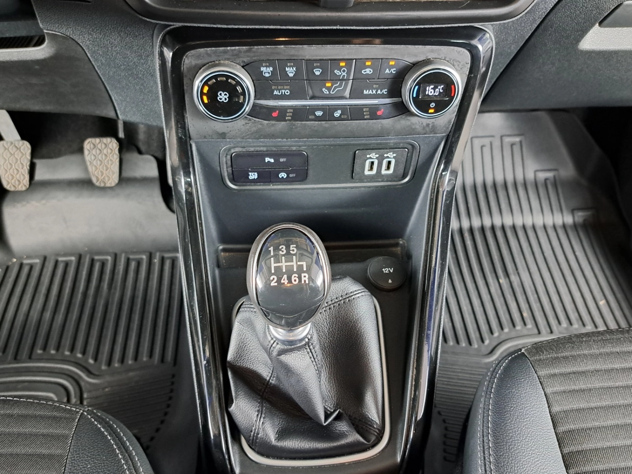 FORD ECOSPORT SUV 2019