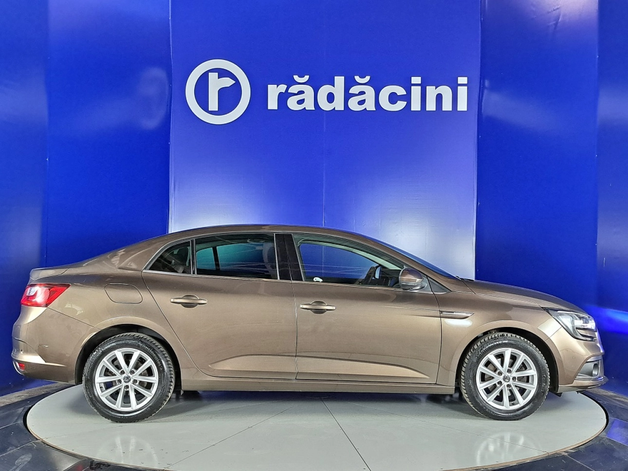 RENAULT MEGANE Sedan 2019