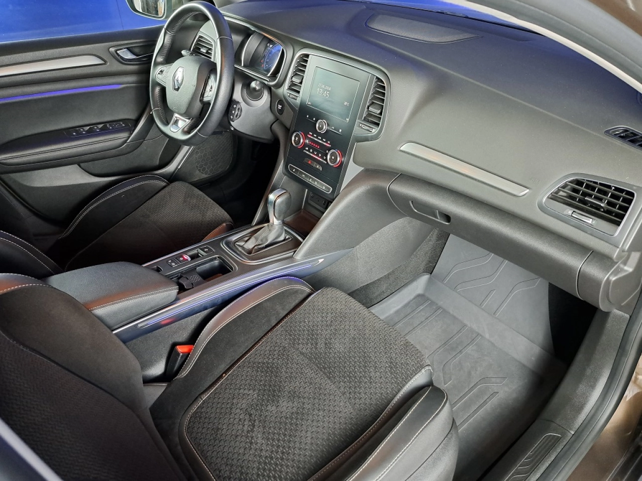 RENAULT MEGANE Sedan 2019