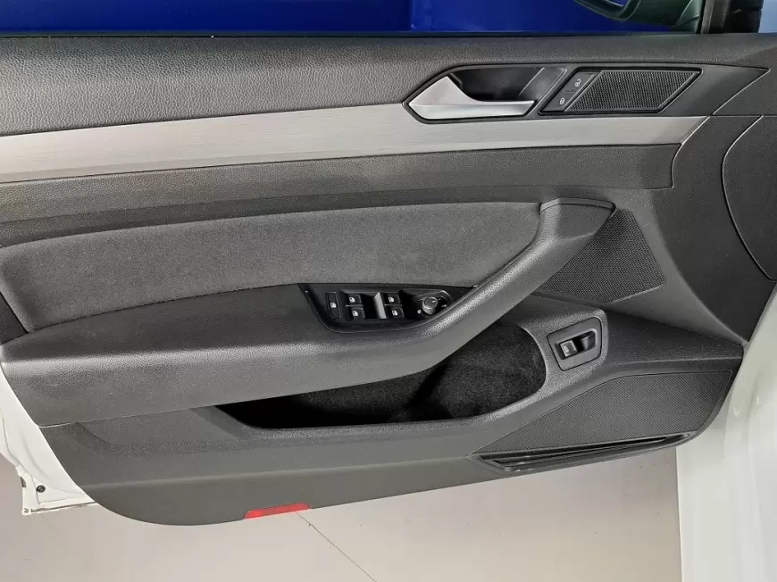 VOLKSWAGEN PASSAT Sedan 2020