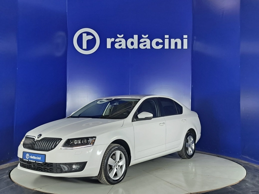SKODA OCTAVIA Sedan 2015
