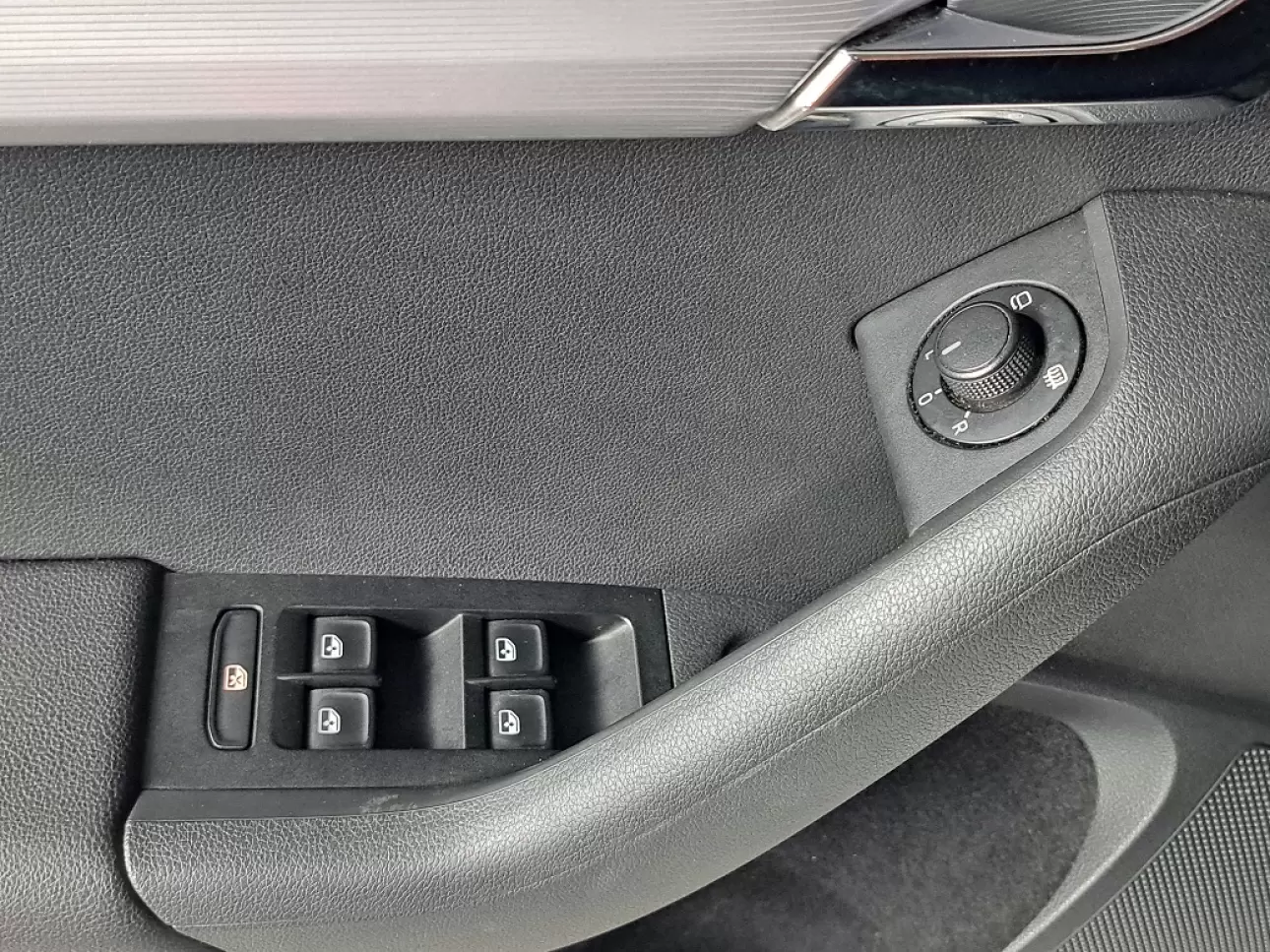 SKODA OCTAVIA Sedan 2015