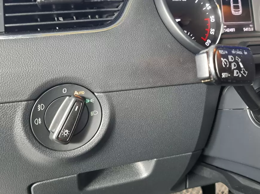 SKODA OCTAVIA Sedan 2015