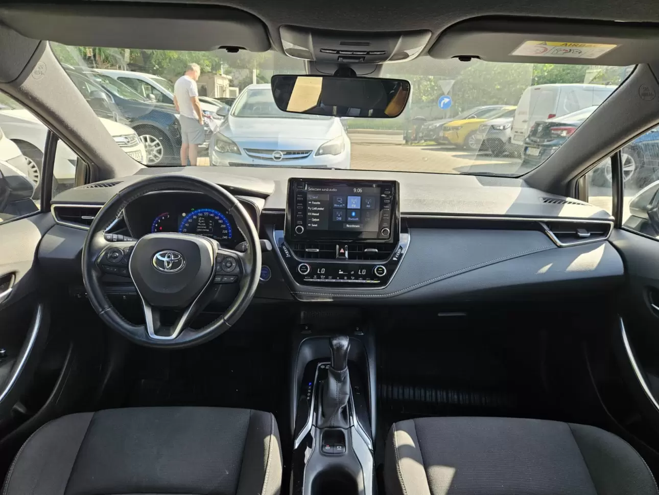 Toyota COROLLA HB 1.8 HYBRID DYNAMIC 2020