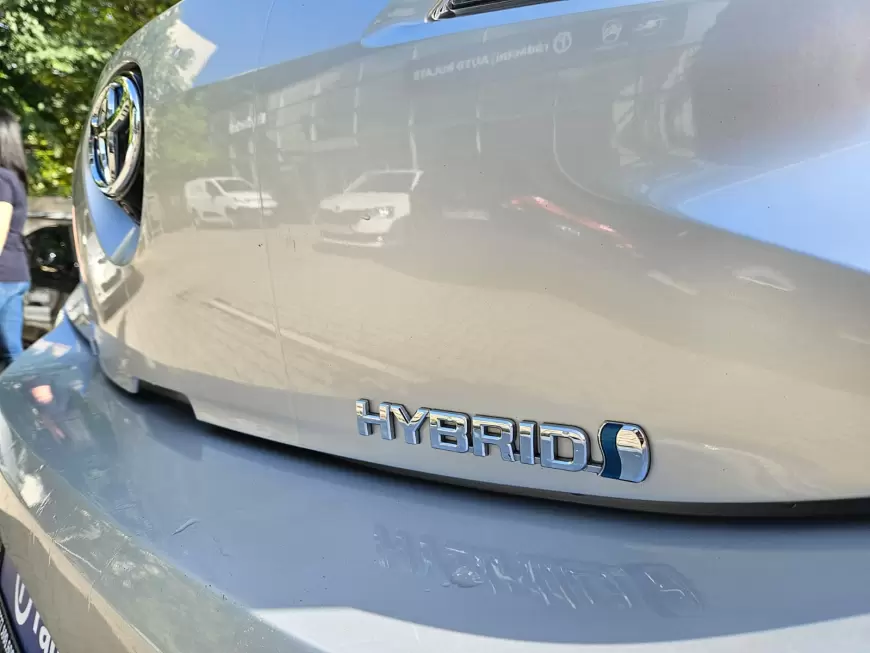 Toyota COROLLA HB 1.8 HYBRID DYNAMIC 2020