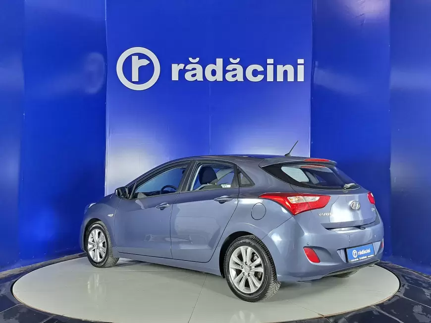 HYUNDAI I30 Hatchback 2014