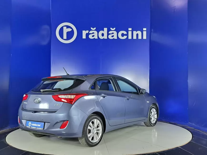 HYUNDAI I30 Hatchback 2014