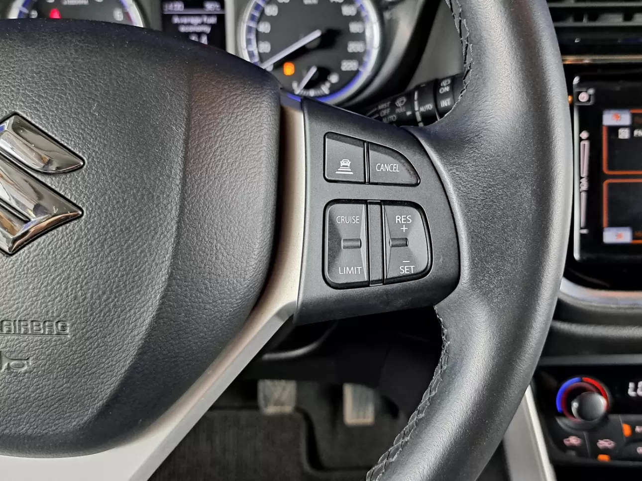SUZUKI SX4 S-CROSS SUV 2020