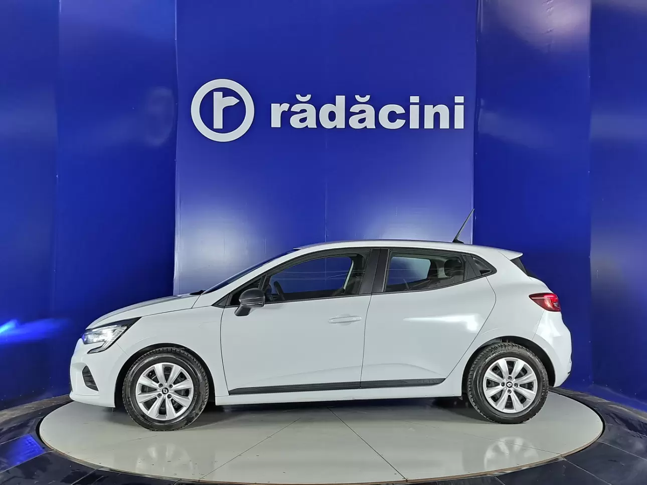 RENAULT CLIO Hatchback 2021