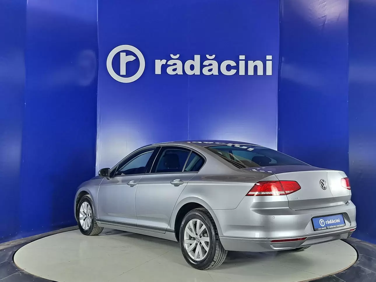 VOLKSWAGEN PASSAT Sedan 2019