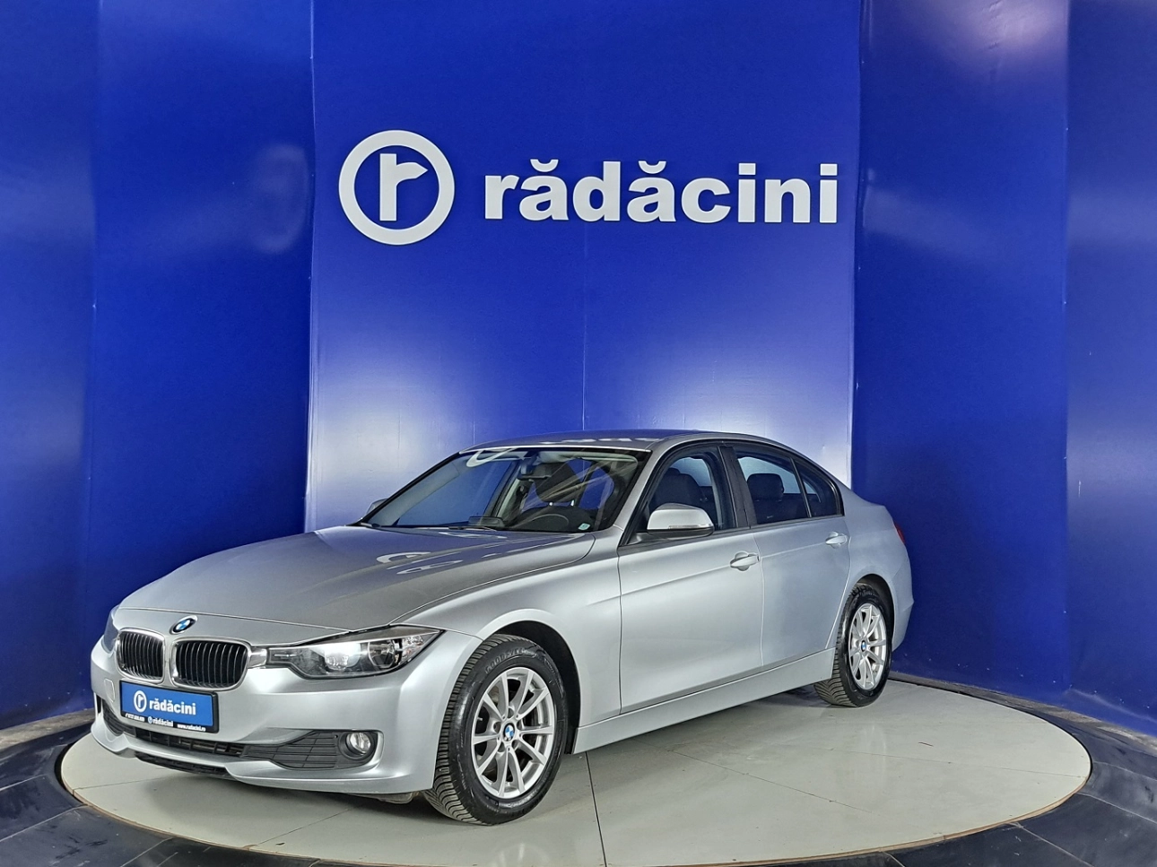 BMW 318D Sedan 2015