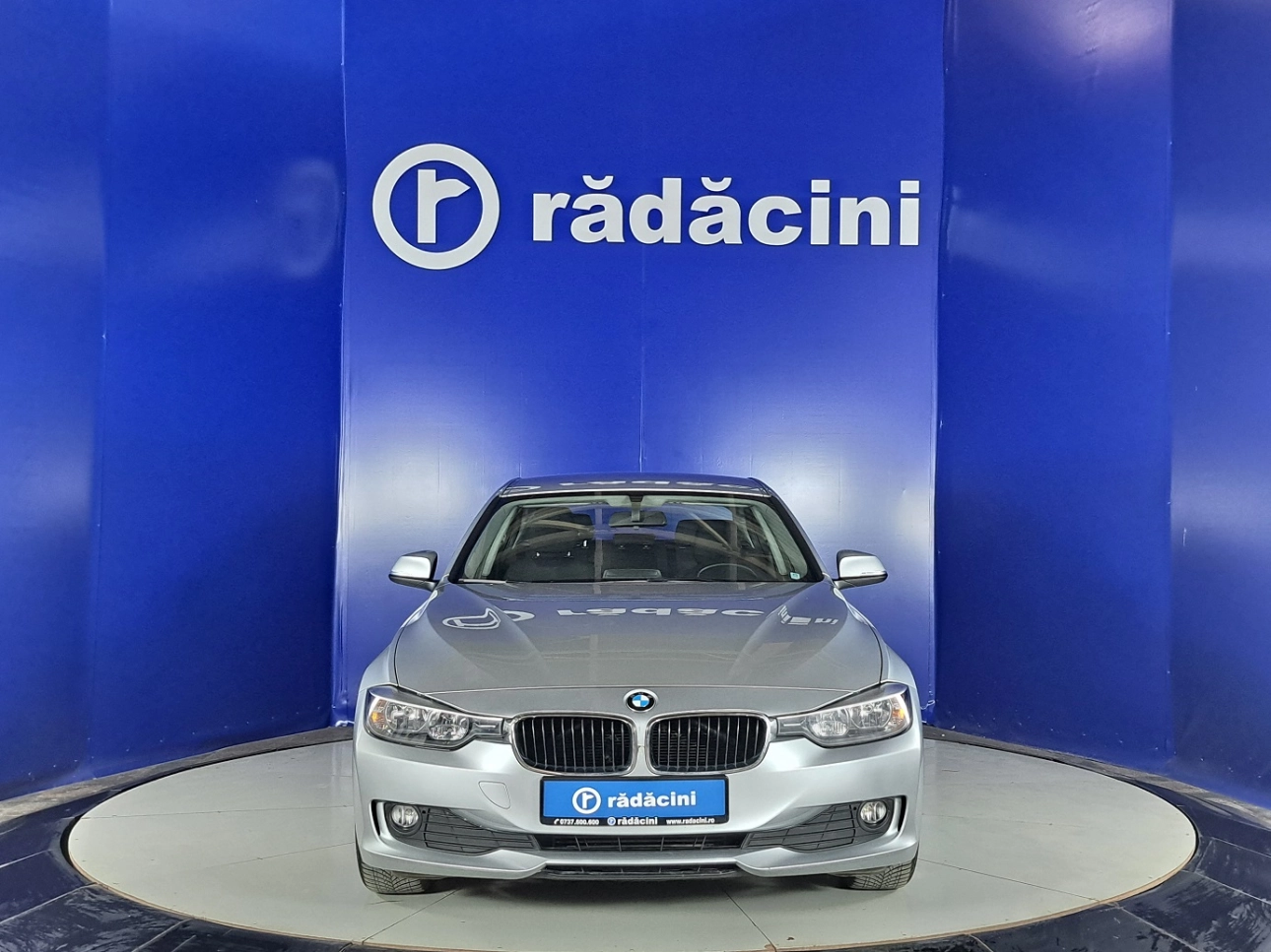 BMW 318D Sedan 2015