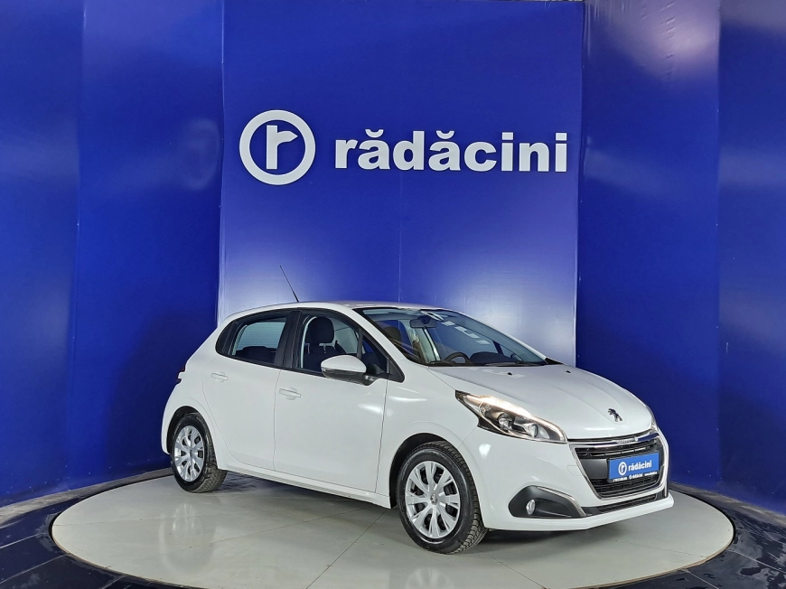 PEUGEOT 208 Hatchback 2018