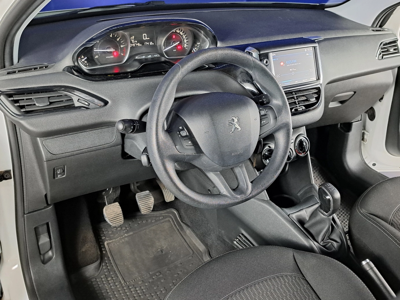 PEUGEOT 208 Hatchback 2018