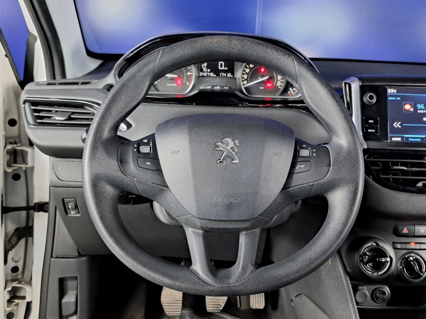 PEUGEOT 208 Hatchback 2018