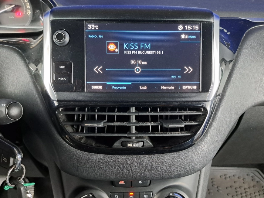 PEUGEOT 208 Hatchback 2018