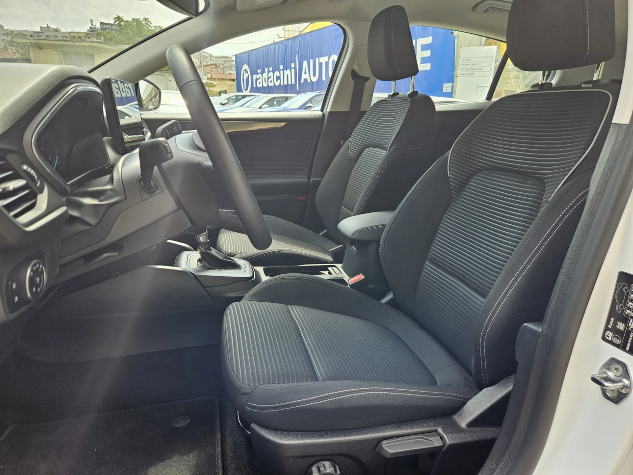 FORD FOCUS HB 1.0 ECOBOOST MHEV 125CP TITANIUM AT7 2022