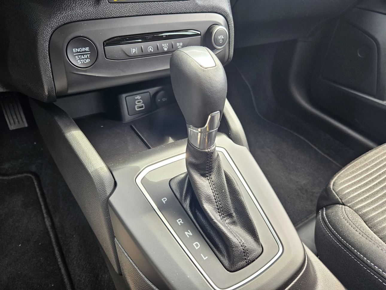 FORD FOCUS HB 1.0 ECOBOOST MHEV 125CP TITANIUM AT7 2022