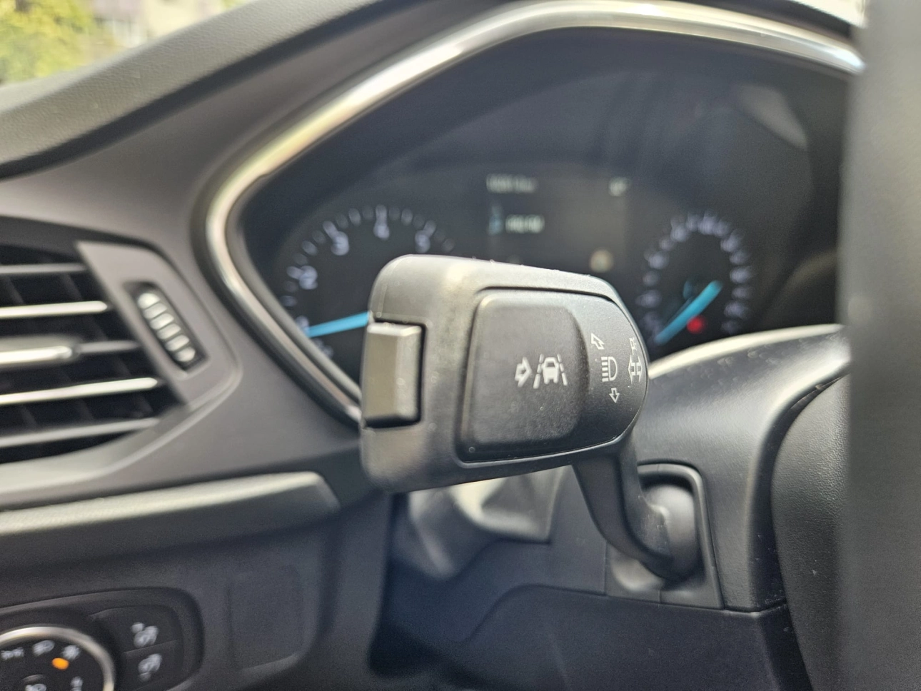 FORD FOCUS HB 1.0 ECOBOOST MHEV 125CP TITANIUM AT7 2022