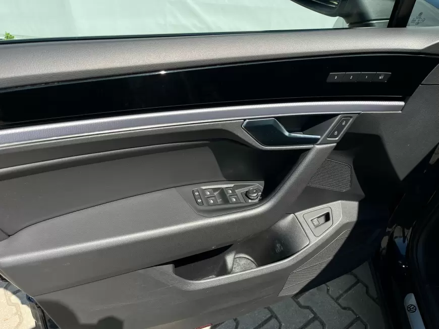 Volkswagen Touareg SUV 2022