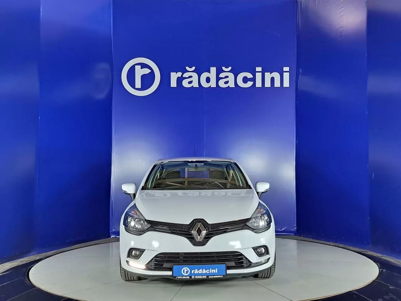 RENAULT CLIO Hatchback 2019