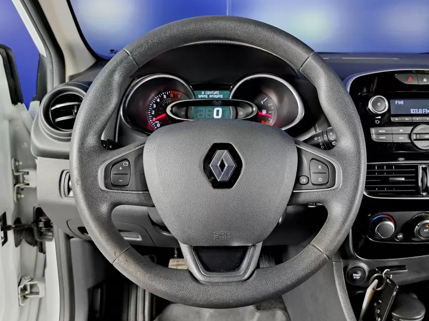 RENAULT CLIO Hatchback 2019