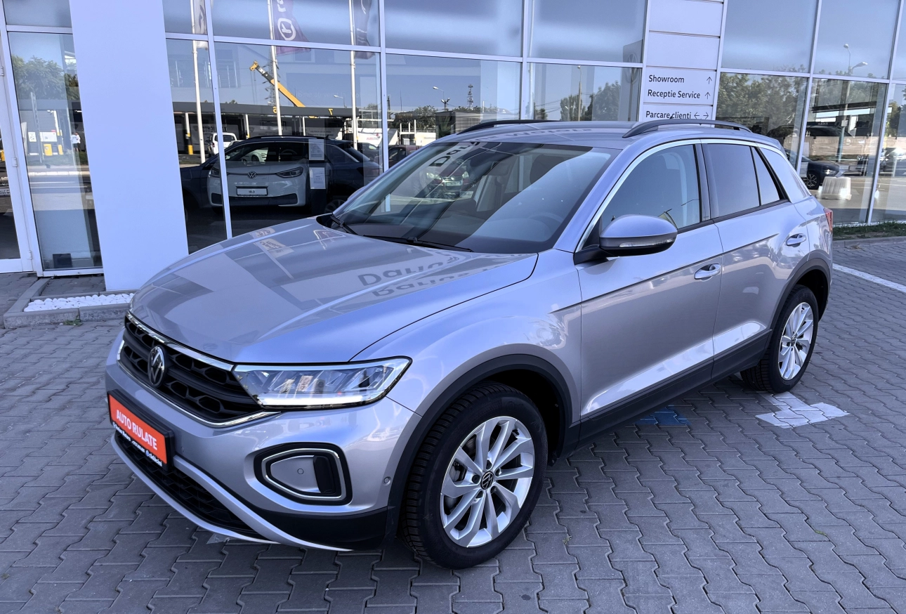 Volkswagen T-Roc SUV 2023