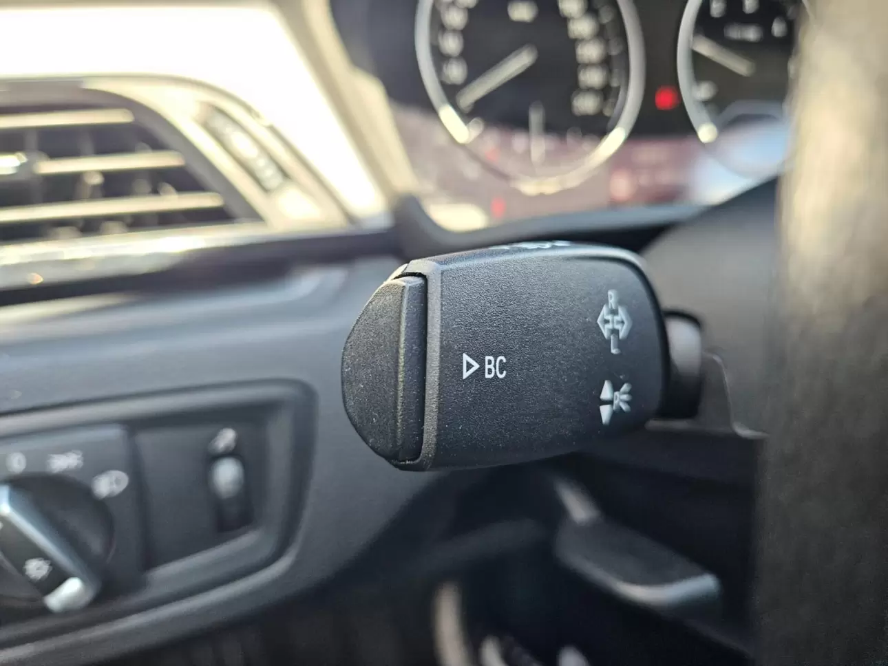 BMW X1 2.0 xDrive18d Advantage AT 150CP 2019