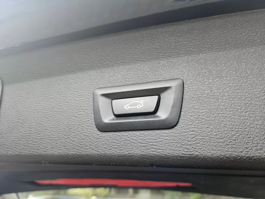 BMW X1 2.0 xDrive18d Advantage AT 150CP 2019
