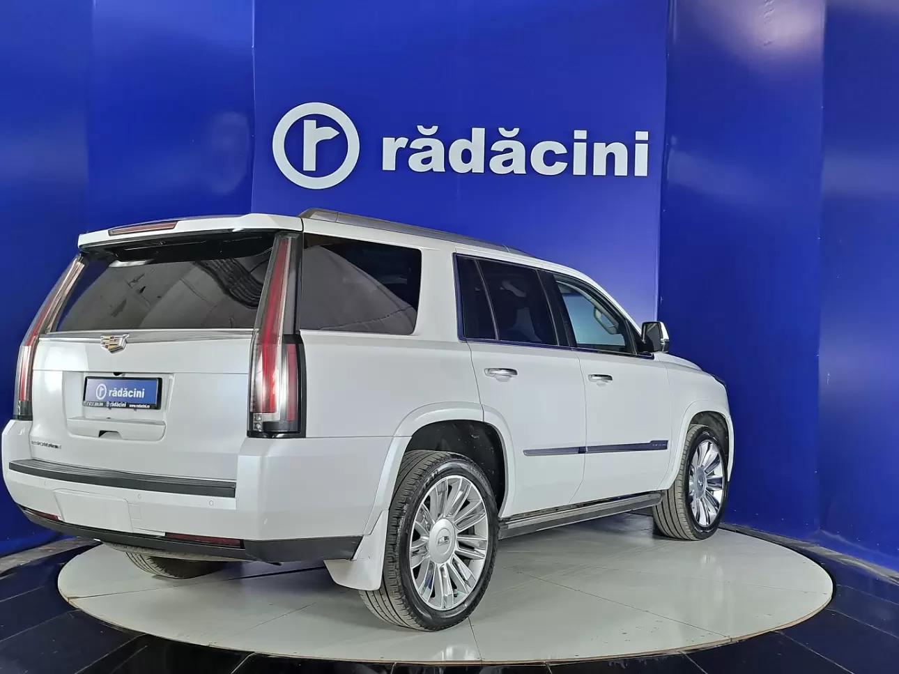 CADILLAC ESCALADE SUV 2016