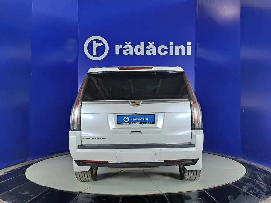 CADILLAC ESCALADE