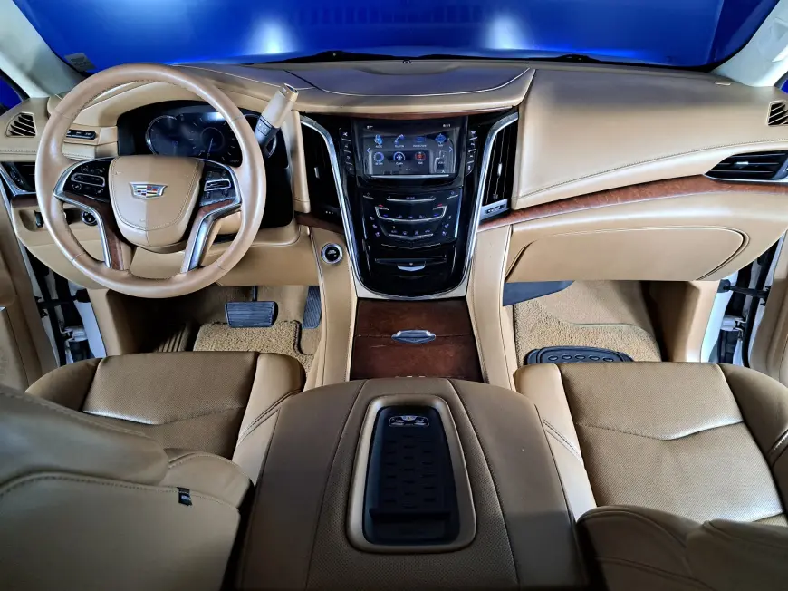CADILLAC ESCALADE