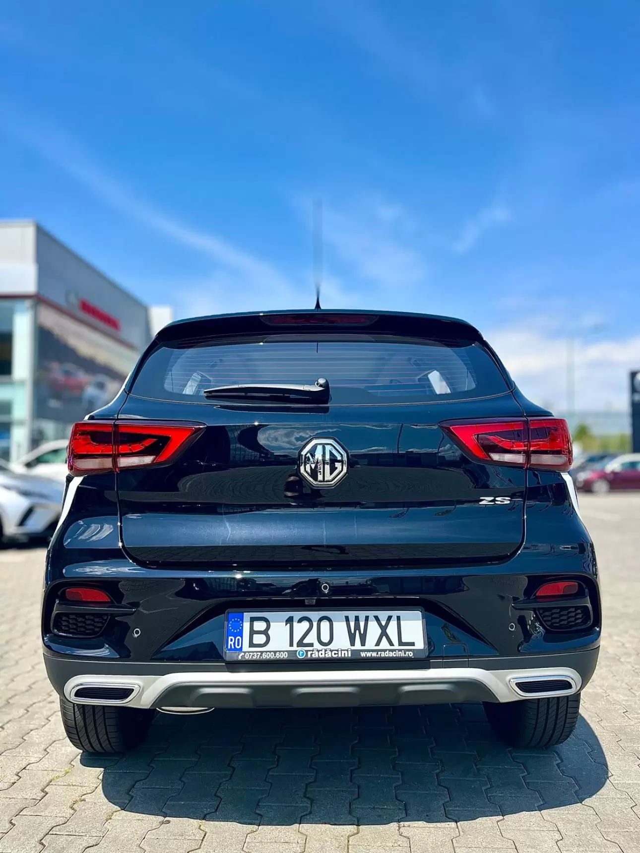 MG ZS SUV 2023