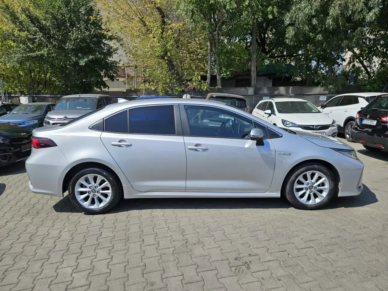 TOYOTA COROLLA SEDAN 1.8 CVT 121CP HYBRID DYNAMIC 2021