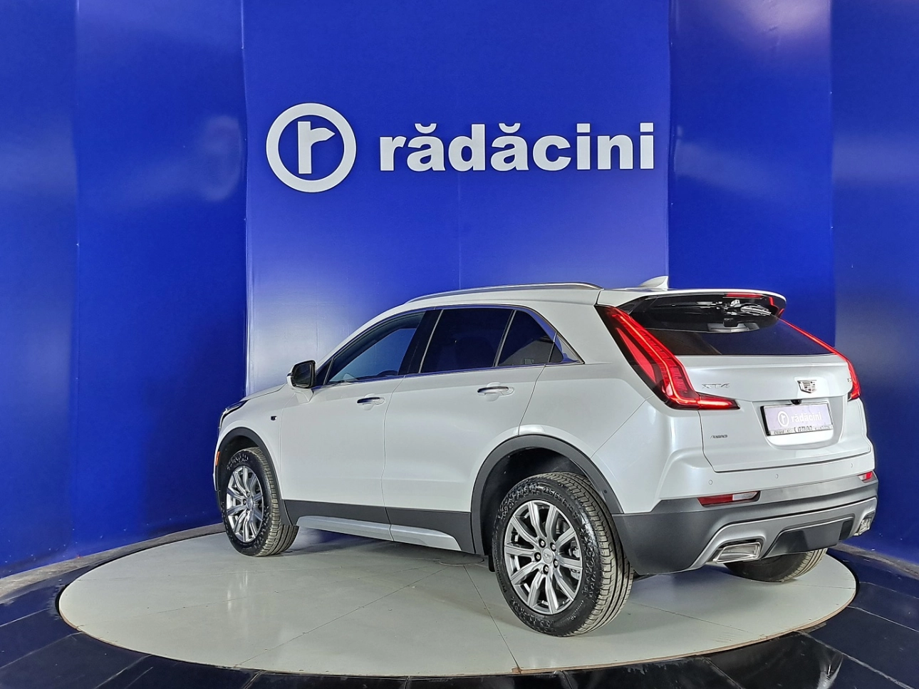 CADILLAC XT4 SUV 2023