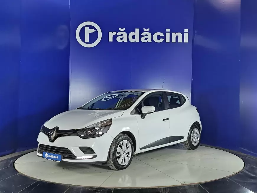 RENAULT CLIO Hatchback 2019