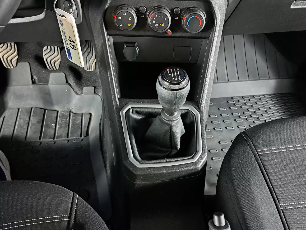 DACIA LOGAN Sedan 2023