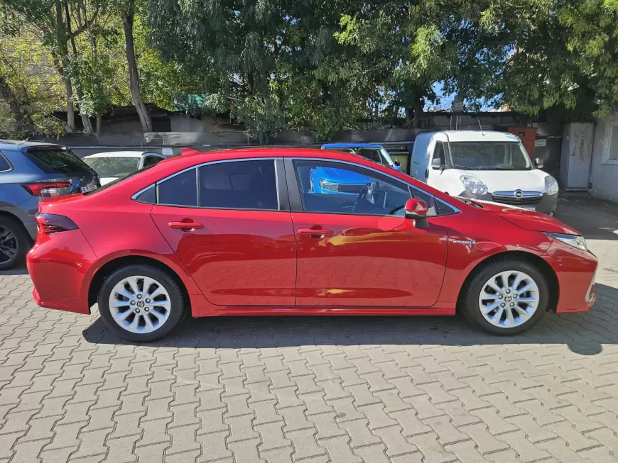 TOYOTA COROLLA SEDAN 1.8 HYBRID DYNAMIC 2021