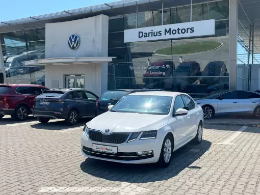 SKODA-OCTAVIA-Sedan-2019--Automata