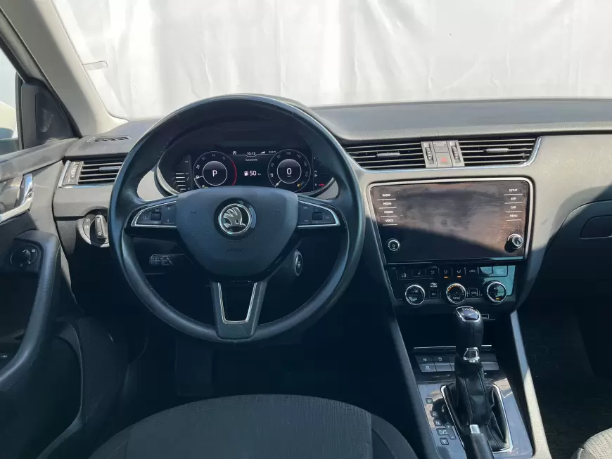 SKODA OCTAVIA Sedan 2019