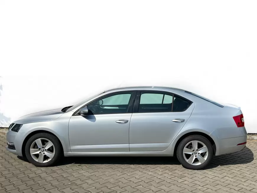 SKODA OCTAVIA Sedan 2019