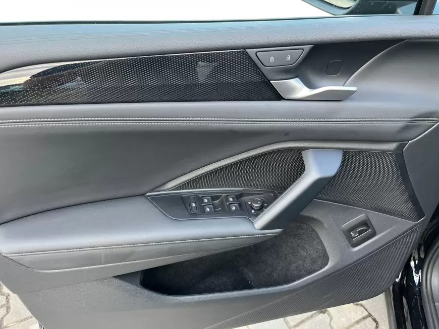 Volkswagen Tiguan SUV 2024