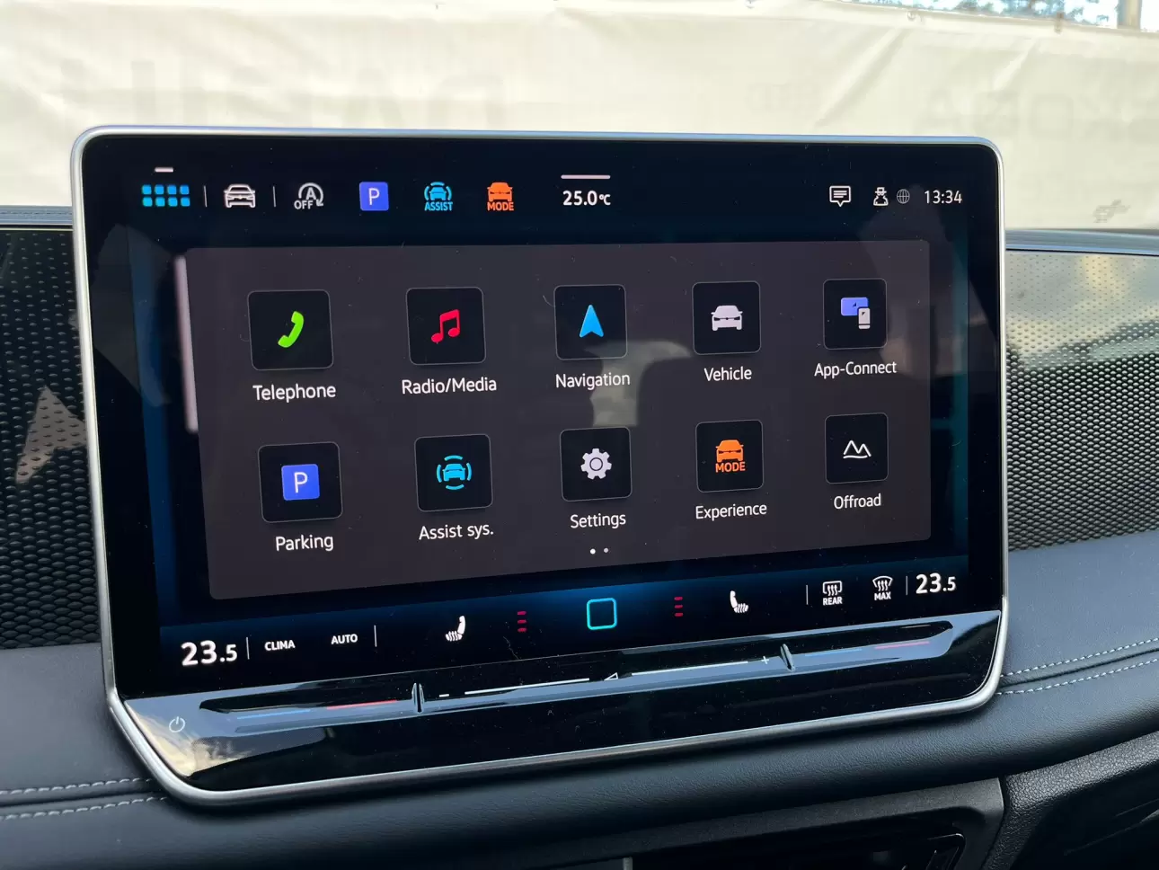 Volkswagen Tiguan SUV 2024