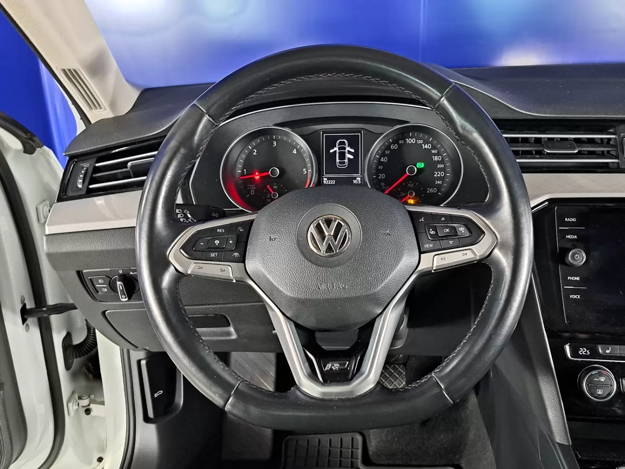 VOLKSWAGEN PASSAT Sedan 2019