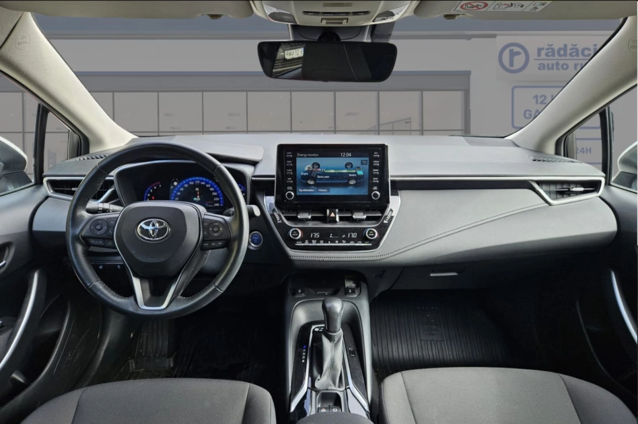 TOYOTA COROLLA SEDAN 1.8 HYBRID DYNAMIC 2021